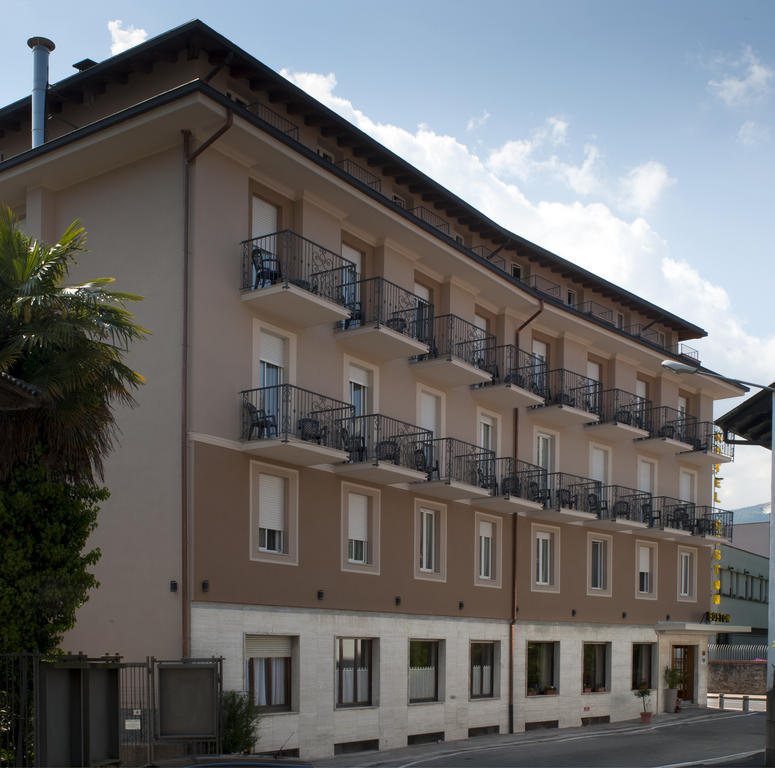 Hotel Boston Stresa Exterior foto